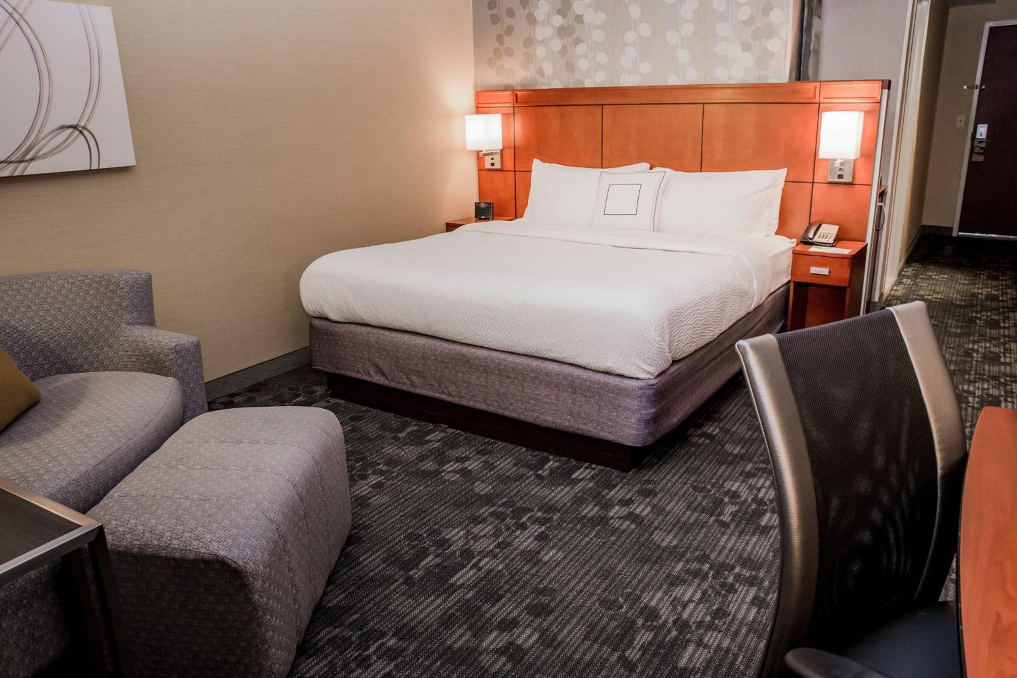 Hotel Courtyard By Marriott Lafayette Esterno foto
